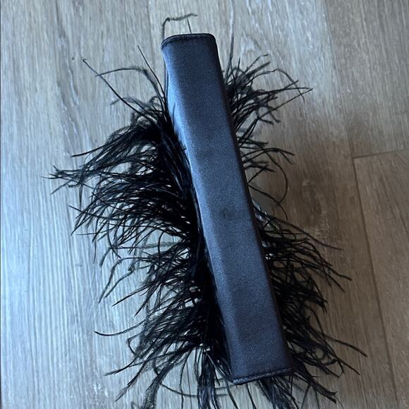 BCBGMaxAzria Black Feathered Clutch Gold Chain - Picture 5 of 12